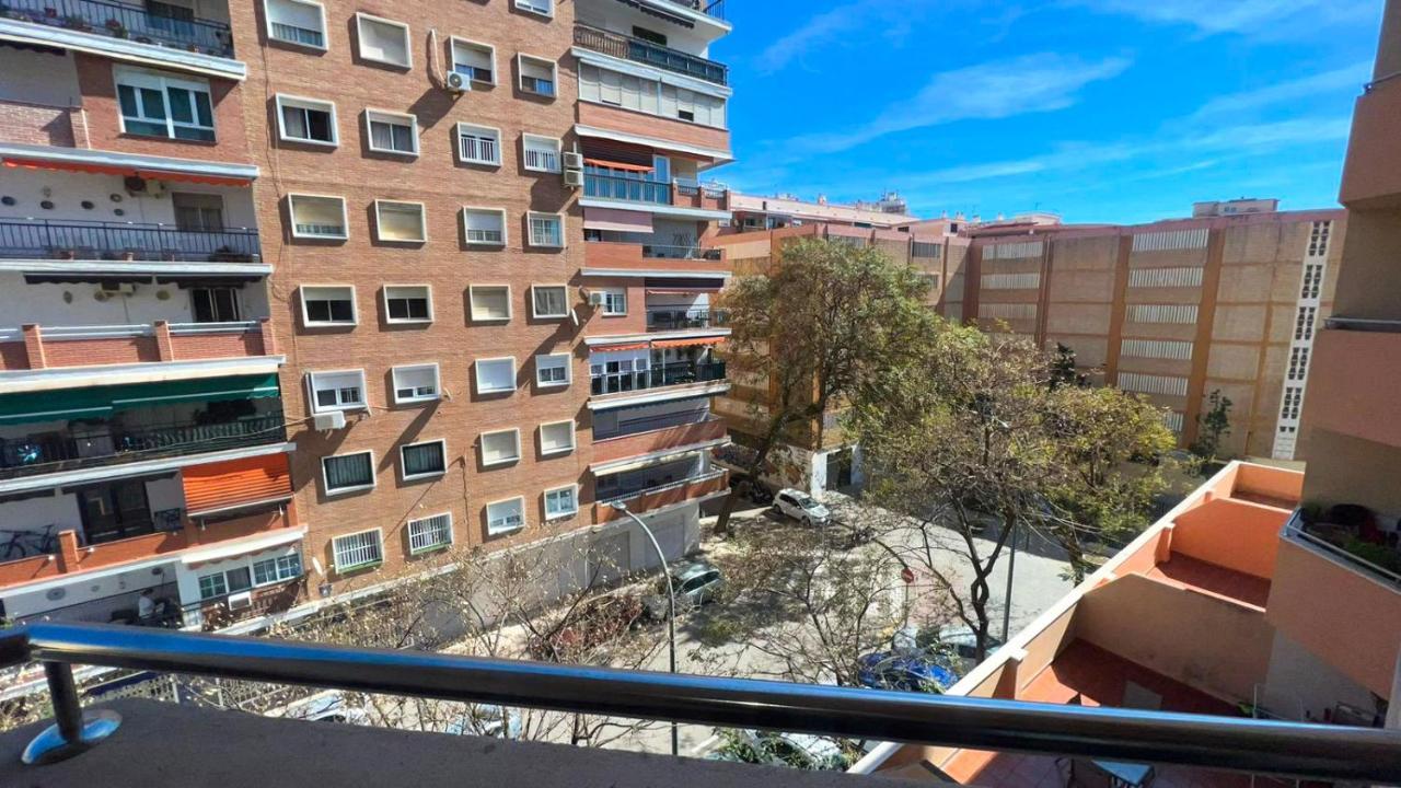 Huelin Beach Suite Aeropuerto Malaga Luaran gambar
